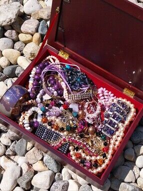 Mixed Costume Jewelry Lot in Purple, Pink & Gold